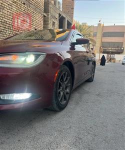 کرایسلەر 200